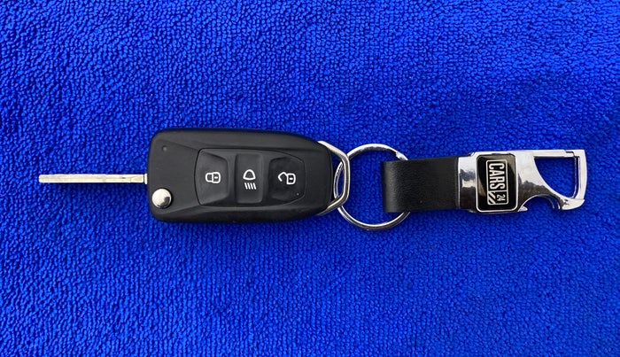 2021 Tata ALTROZ XE+ 1.2 RTN, Petrol, Manual, 19,077 km, Key Close Up