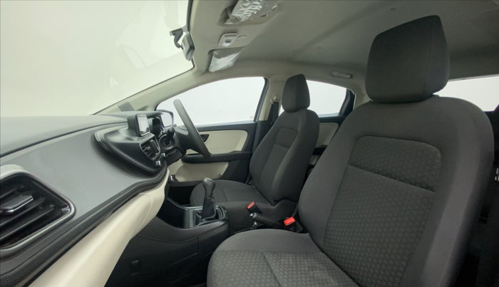 2021 Tata ALTROZ XE+ 1.2 RTN, Petrol, Manual, 19,077 km, Right Side Front Door Cabin