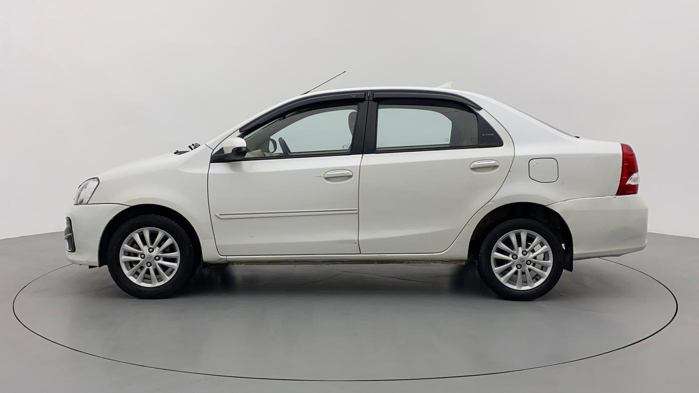 2016 Toyota Etios VX D, Diesel, Manual, 69,750 km, Left Side