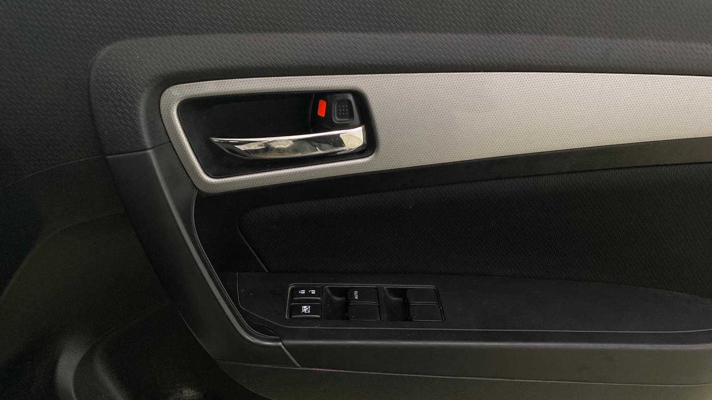 2021 Maruti Vitara Brezza ZXI PLUS, Petrol, Manual, 91,151 km, Driver Side Door Panels Control