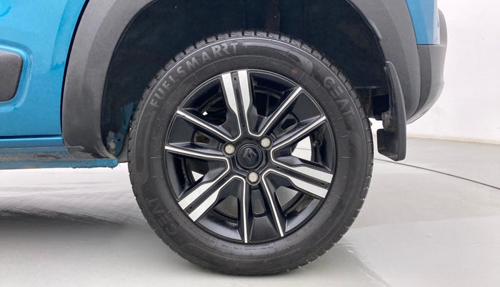 2022 Renault Kwid CLIMBER AMT 1.0, Petrol, Automatic, 5,514 km, Left Rear Wheel