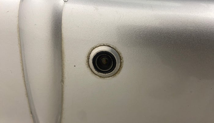 2014 Mahindra XUV500 W8, Diesel, Manual, 1,22,321 km, Parking Camera