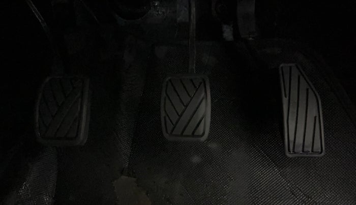 2021 Maruti Swift LXI, Petrol, Manual, 50,655 km, Pedals