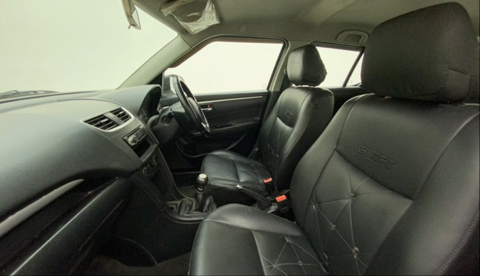 2012 Maruti Swift VXI, Petrol, Manual, 34,633 km, Right Side Front Door Cabin