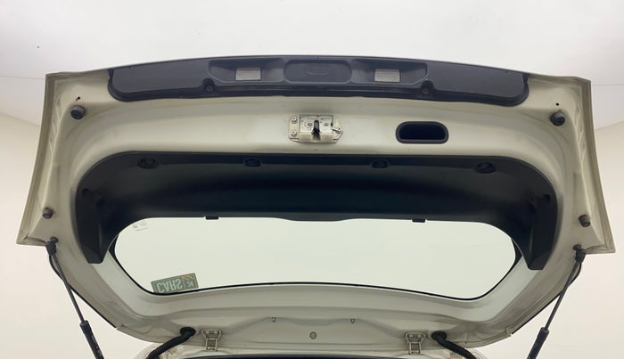 2012 Maruti Swift VXI, Petrol, Manual, 34,633 km, Boot Door Open