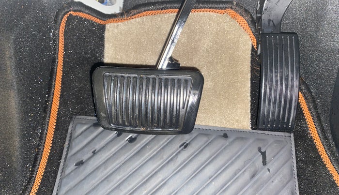 2022 KIA SONET HTX 1.5 AT, Diesel, Automatic, 29,856 km, Pedals