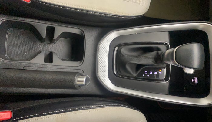 2022 KIA SONET HTX 1.5 AT, Diesel, Automatic, 29,856 km, Gear Lever