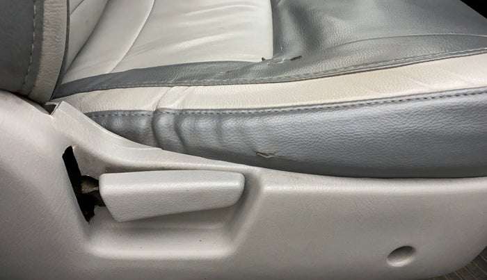 2010 Maruti Alto K10 VXI, Petrol, Manual, 63,129 km, Driver Side Adjustment Panel