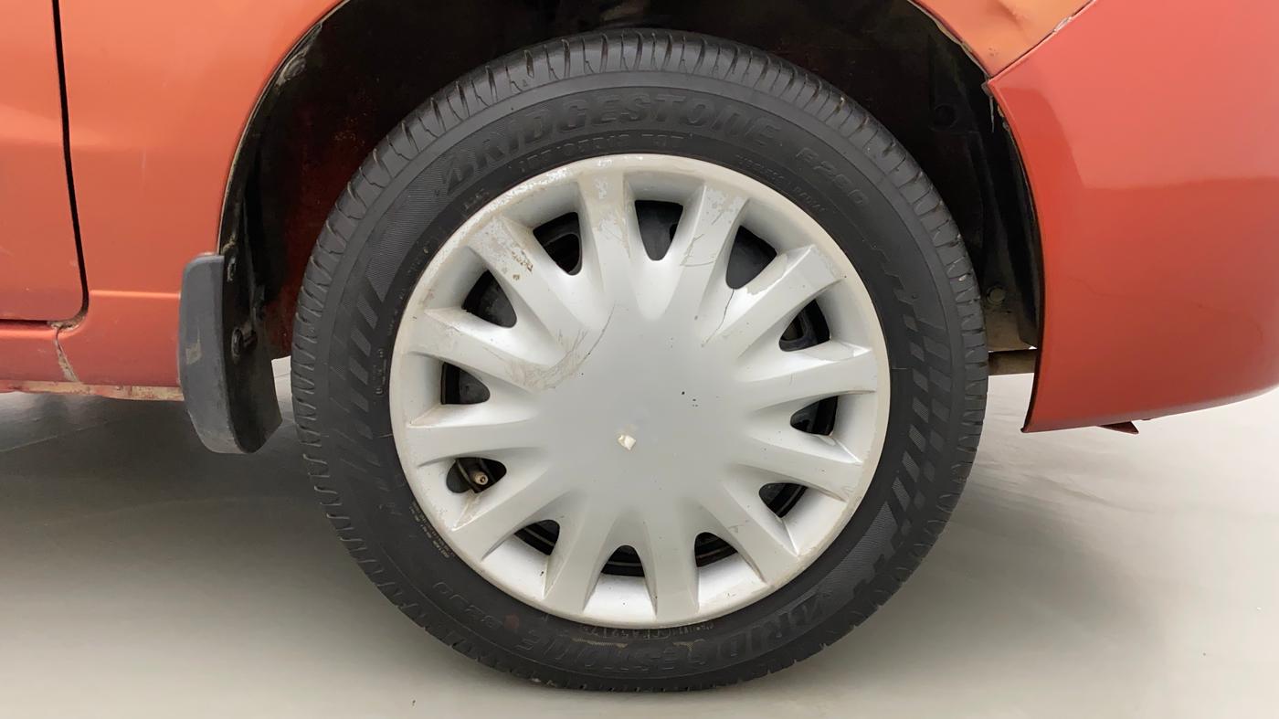 2010 Maruti Alto K10 VXI, Petrol, Manual, 63,129 km, Right Front Wheel