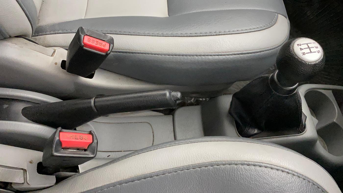 2010 Maruti Alto K10 VXI, Petrol, Manual, 63,129 km, Gear Lever