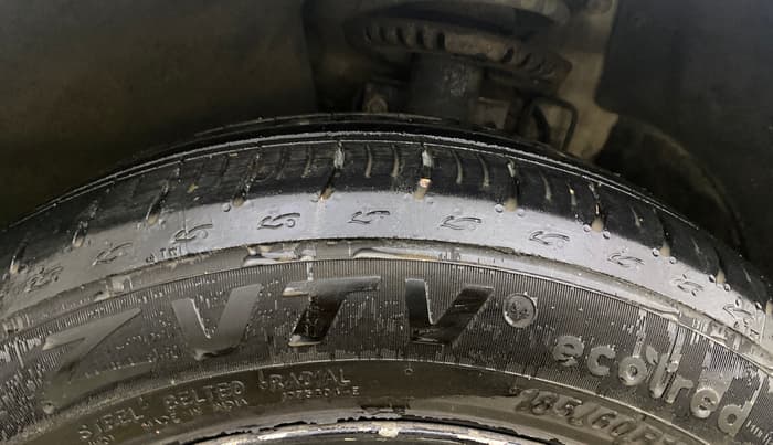 2015 Volkswagen Polo HIGHLINE1.2L, Petrol, Manual, 98,646 km, Left Front Tyre Tread