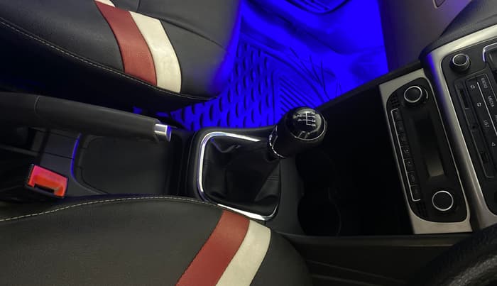 2015 Volkswagen Polo HIGHLINE1.2L, Petrol, Manual, 98,646 km, Gear Lever