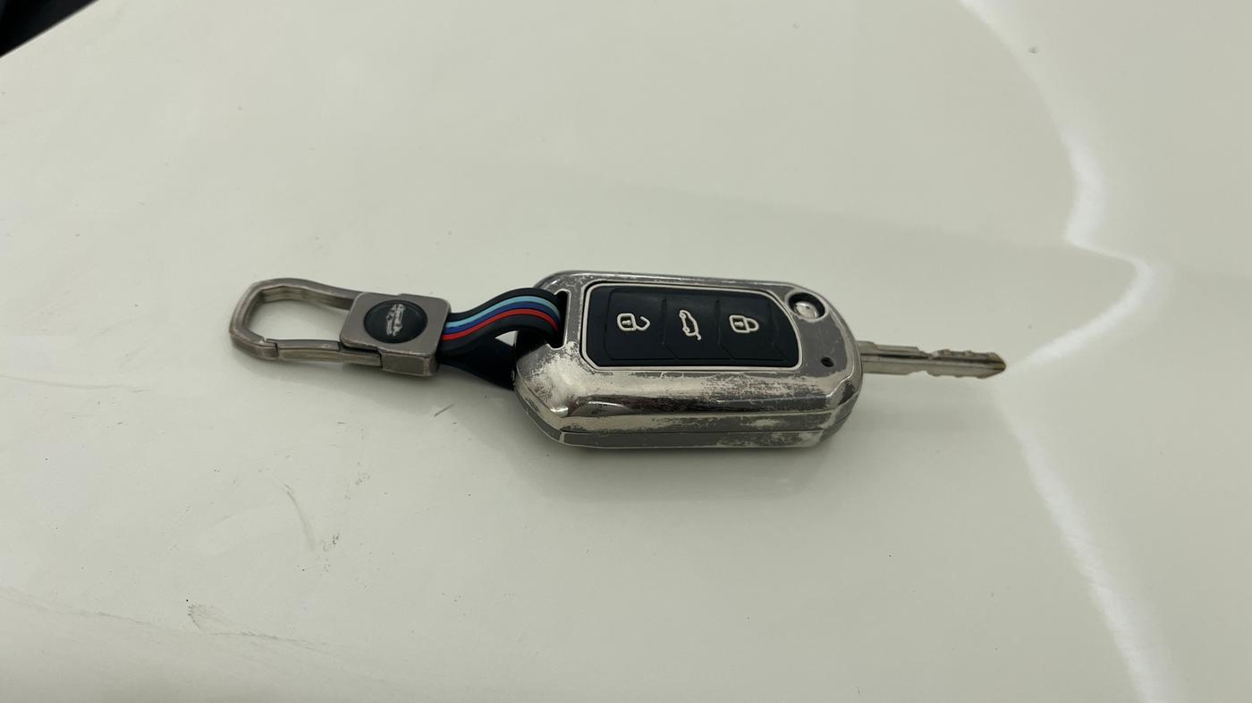 2021 Mahindra MARAZZO M 6 + 7 STR, Diesel, Manual, 79,760 km, Key Close Up