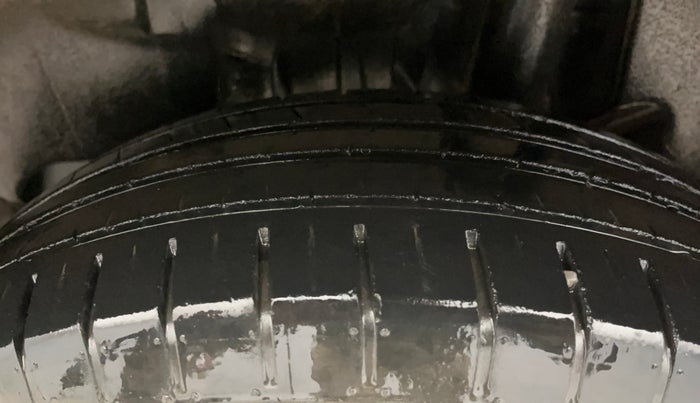 2019 Maruti Swift ZXI PLUS AMT, Petrol, Automatic, 36,577 km, Left Rear Tyre Tread