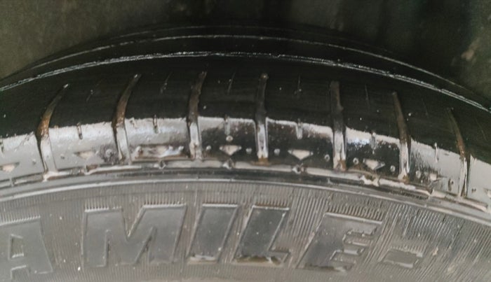 2018 Skoda Rapid STYLE 1.5 TDI, Diesel, Manual, 1,02,729 km, Left Rear Tyre Tread