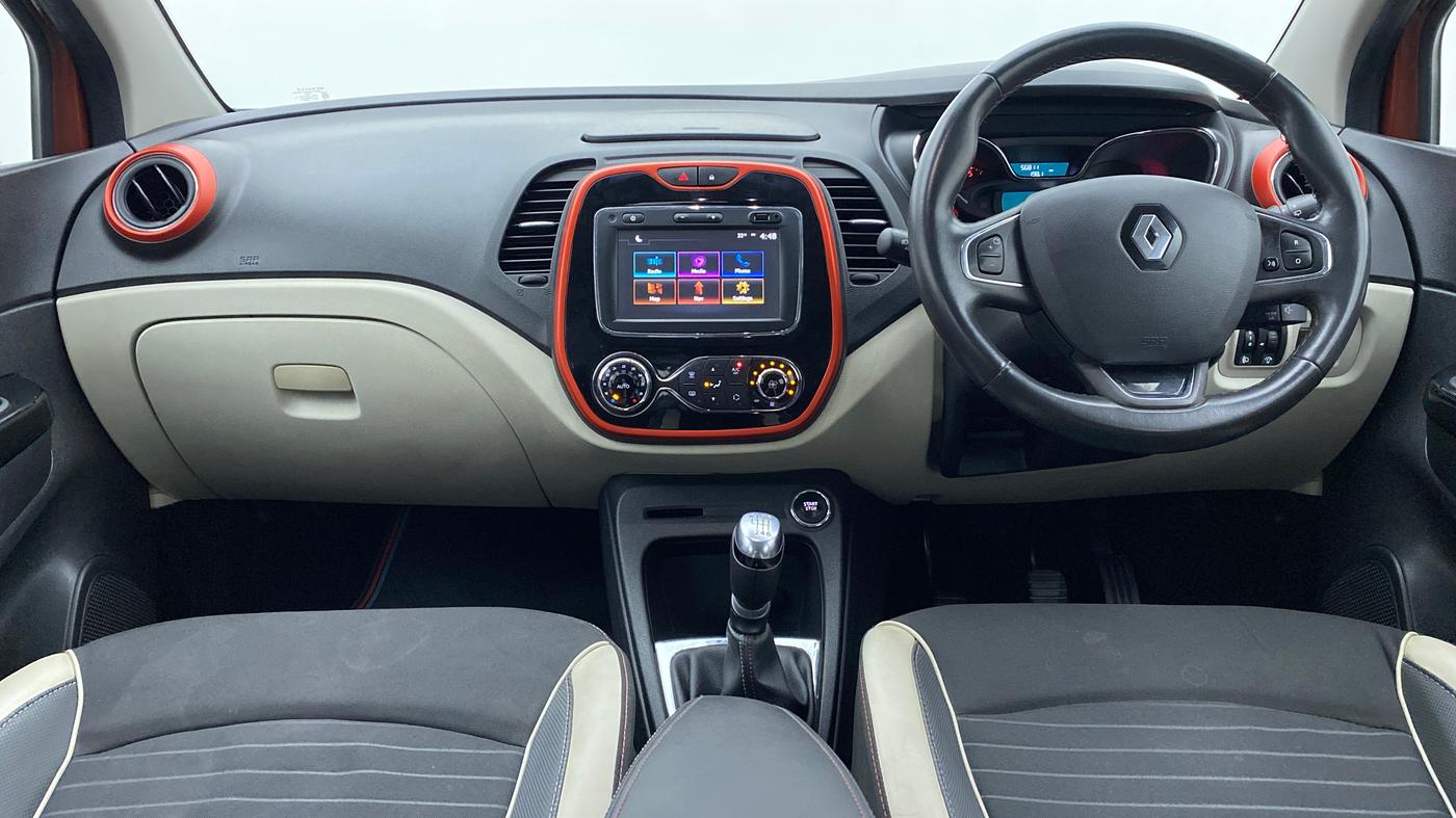 2018 Renault Captur RXT Diesel Dual Tone, Diesel, Manual, 56,810 km, Dashboard