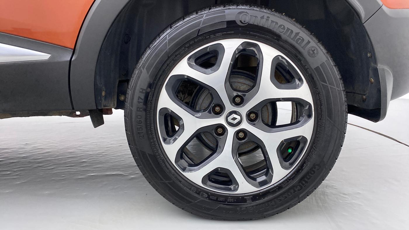 2018 Renault Captur RXT Diesel Dual Tone, Diesel, Manual, 56,810 km, Left Rear Wheel