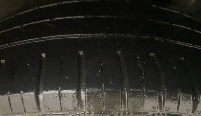 2017 Hyundai Grand i10 MAGNA AT 1.2 KAPPA VTVT, Petrol, Automatic, 17,014 km, Left Rear Tyre Tread