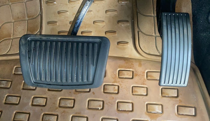 2017 Hyundai Grand i10 MAGNA AT 1.2 KAPPA VTVT, Petrol, Automatic, 17,014 km, Pedals