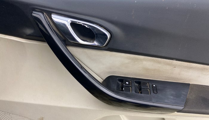 2022 Tata TIGOR XZ PLUS CNG, CNG, Manual, 75,845 km, Driver Side Door Panels Control