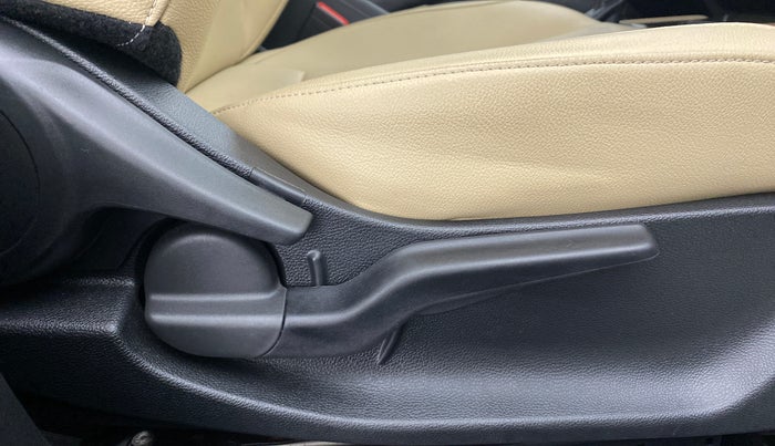 2020 Honda City ZX CVT, Petrol, Automatic, 19,818 km, Driver Side Adjustment Panel