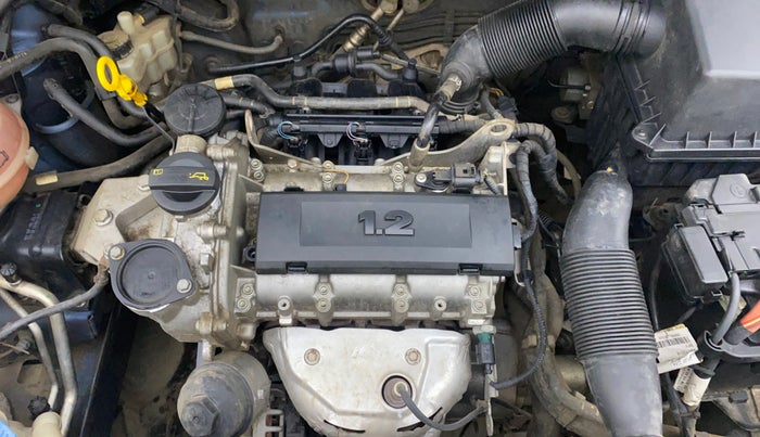 2016 Volkswagen Ameo HIGHLINE1.2L, Petrol, Manual, 50,541 km, Engine View