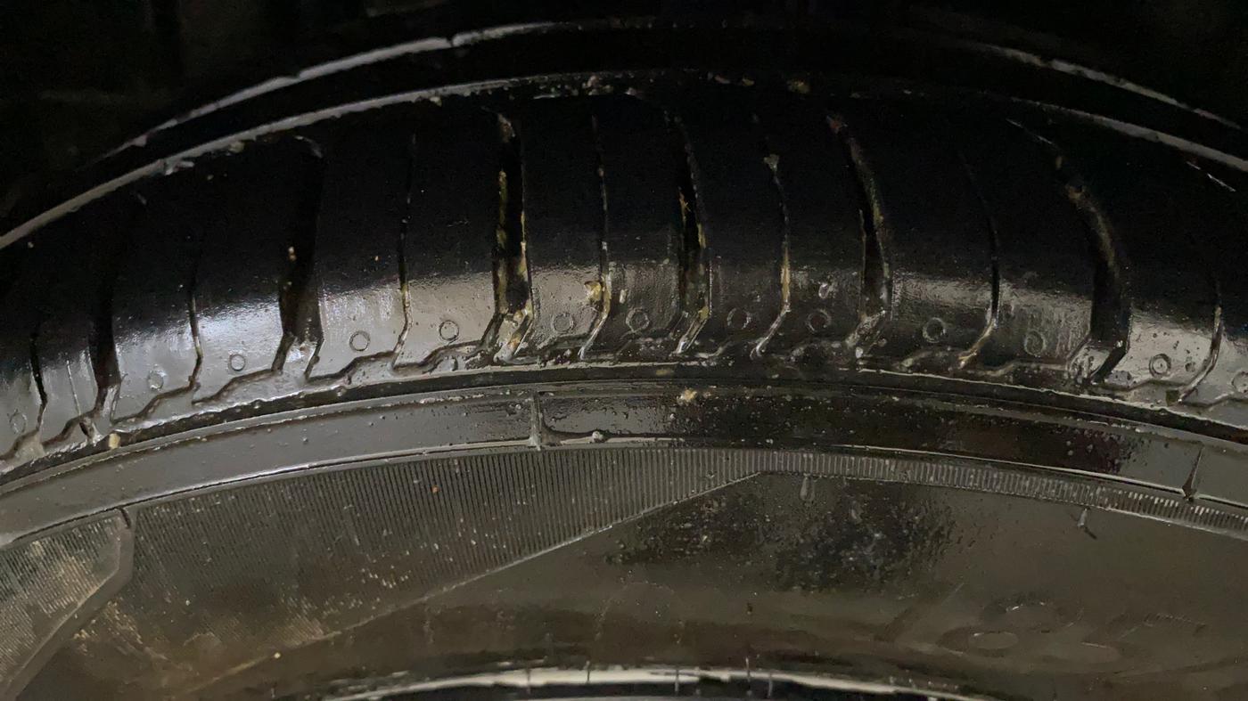 2019 Maruti XL6 ALPHA AT, Petrol, Automatic, 72,585 km, Right Rear Tyre Tread