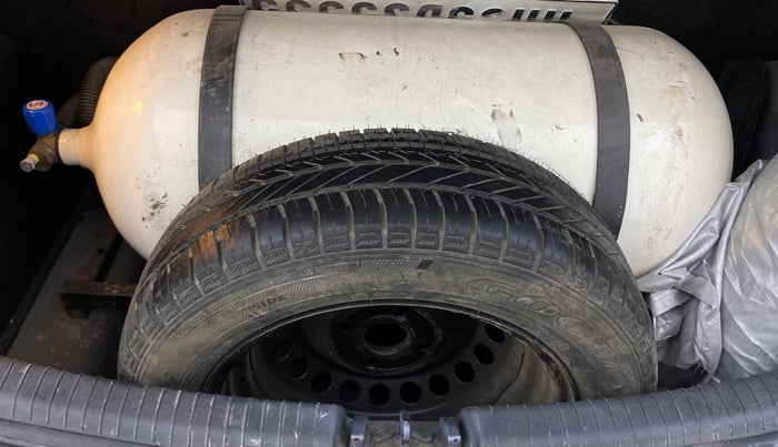 2017 Hyundai Grand i10 ASTA 1.2 KAPPA VTVT, CNG, Manual, 38,264 km, Spare Tyre