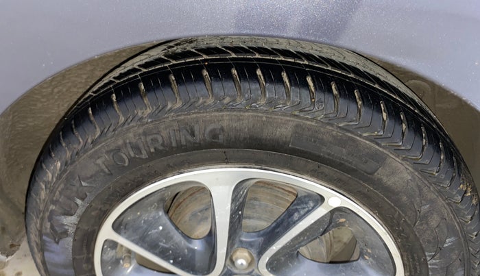 2017 Hyundai Grand i10 ASTA 1.2 KAPPA VTVT, CNG, Manual, 38,264 km, Left Rear Tyre Tread