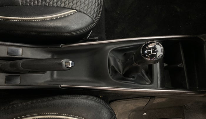 2019 Maruti Baleno DELTA PETROL 1.2, Petrol, Manual, 48,056 km, Gear Lever