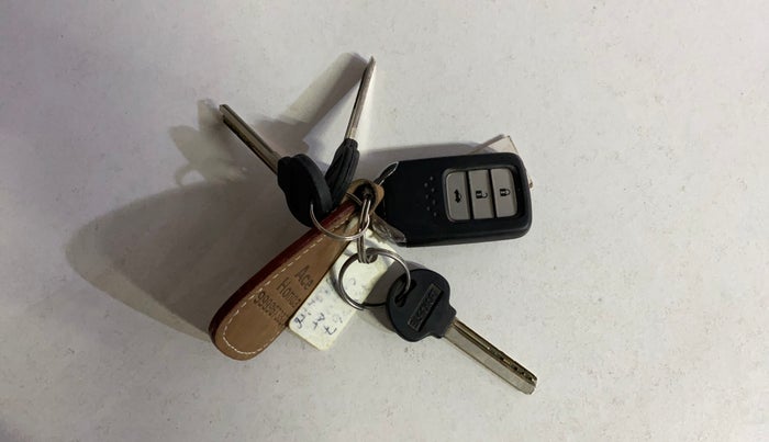 2017 Honda City 1.5L I-VTEC V MT, Petrol, Manual, 96,192 km, Key Close Up