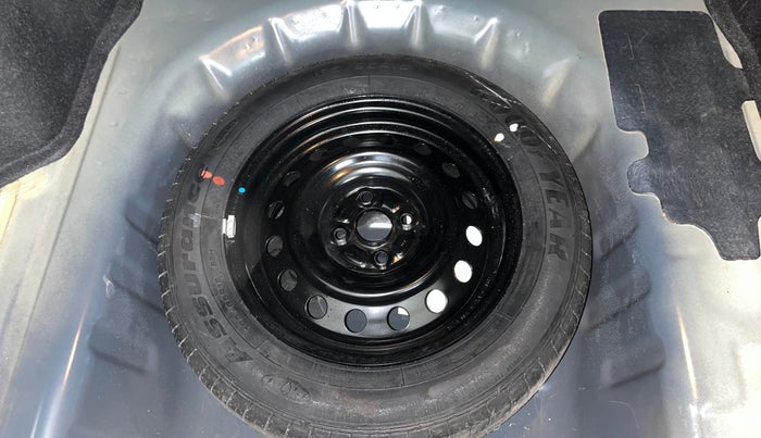 2021 Maruti Ciaz DELTA 1.5 SHVS MT PETROL, Petrol, Manual, 53,621 km, Spare Tyre