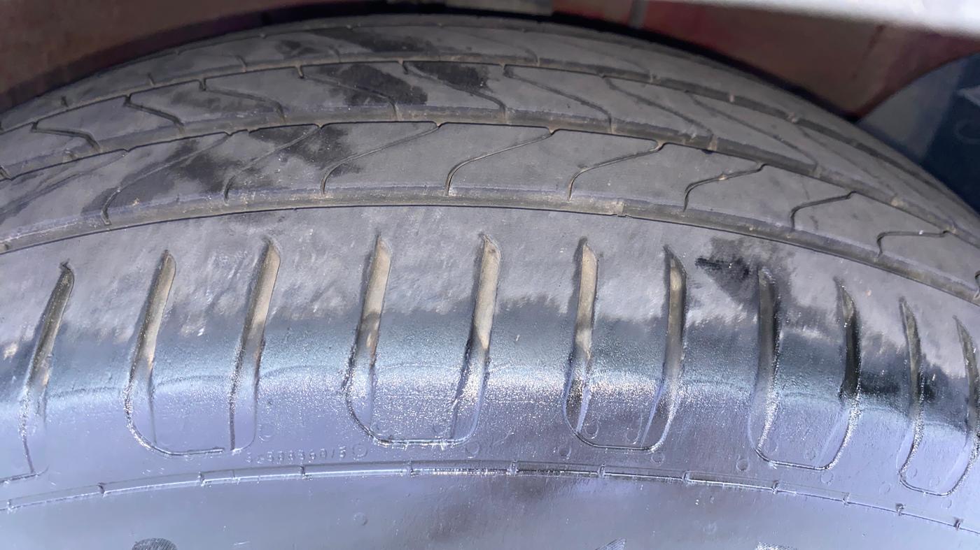 2016 Hyundai Creta S 1.6 PETROL, Petrol, Manual, 63,623 km, Right Front Tyre Tread