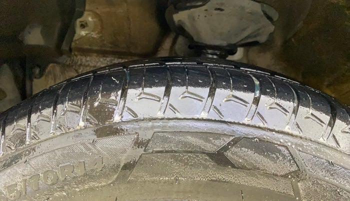 2015 Maruti Celerio VXI CNG, CNG, Manual, 50,251 km, Left Front Tyre Tread