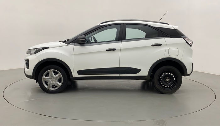 2022 Tata NEXON XM SUNROOF DIESEL, Diesel, Manual, 74,469 km, Left Side