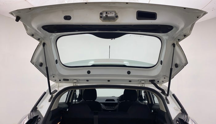 2022 Tata NEXON XM SUNROOF DIESEL, Diesel, Manual, 74,469 km, Boot Door Open