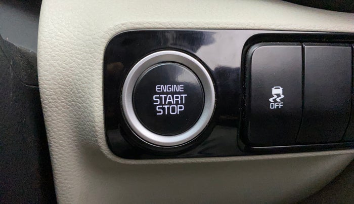 2022 KIA SONET HTX 1.0 IMT, Petrol, Manual, 35,032 km, Keyless Start/ Stop Button