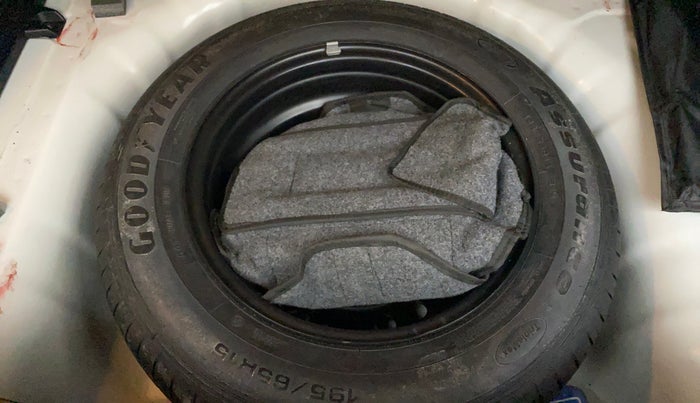 2022 KIA SONET HTX 1.0 IMT, Petrol, Manual, 35,032 km, Spare Tyre