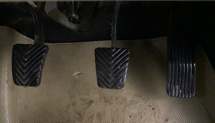 2017 Hyundai Verna 1.6 EX CRDI, Diesel, Manual, 1,33,554 km, Pedals