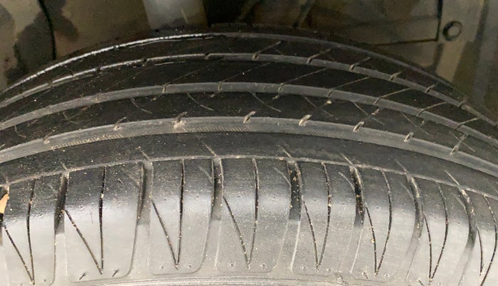 2022 Toyota URBAN CRUISER PREMIUM GRADE MT, Petrol, Manual, 32,158 km, Right Front Tyre Tread