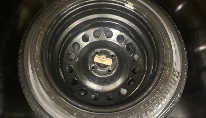 2014 Hyundai Verna FLUIDIC 1.6 CRDI SX OPT, Diesel, Manual, 51,472 km, Spare Tyre