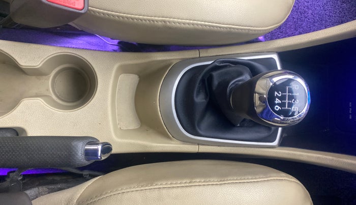 2014 Hyundai Verna FLUIDIC 1.6 CRDI SX OPT, Diesel, Manual, 51,472 km, Gear Lever