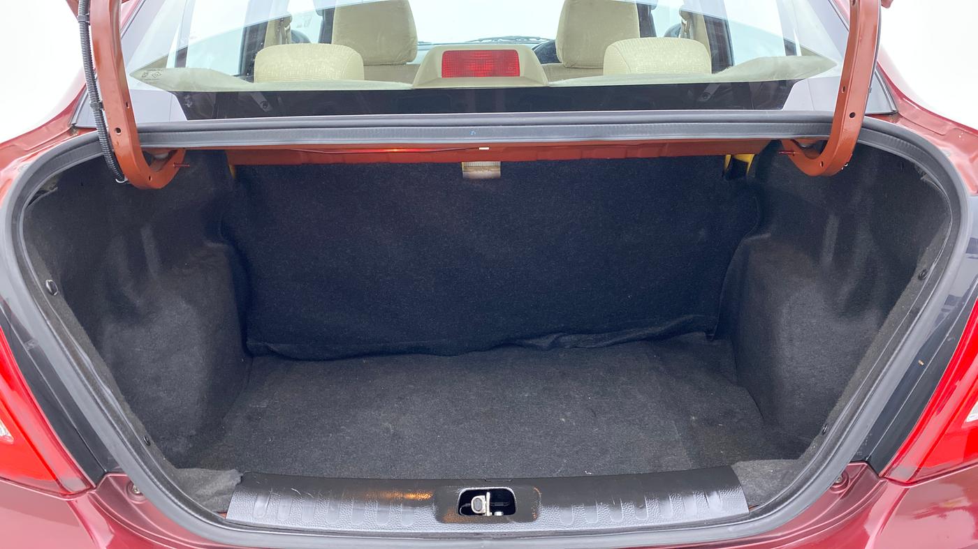 2015 Maruti Swift Dzire VXI 1.2 BS IV, Petrol, Manual, 48,858 km, Boot Inside View