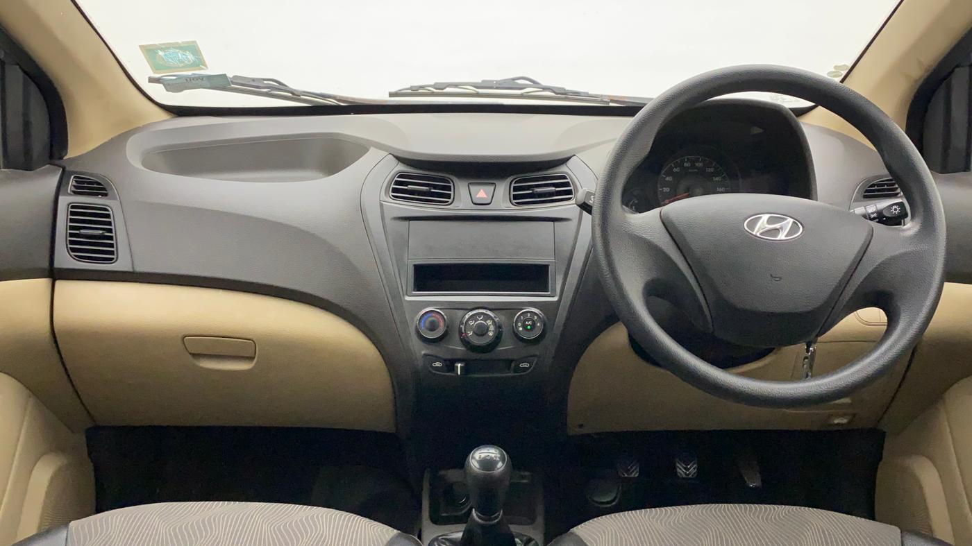 2011 Hyundai Eon D-LITE, Petrol, Manual, 10,800 km, Dashboard