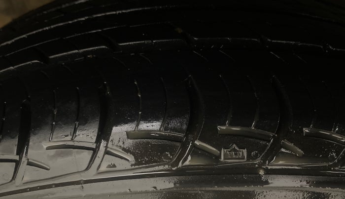 2013 Honda Amaze 1.2L I-VTEC S, Petrol, Manual, 93,745 km, Right Rear Tyre Tread