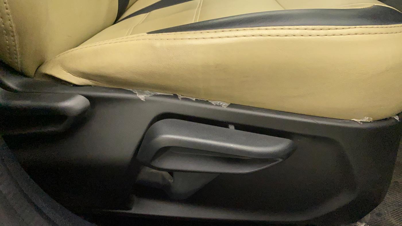2021 Tata Tiago XZA PLUS PETROL, Petrol, Automatic, 42,528 km, Driver Side Adjustment Panel