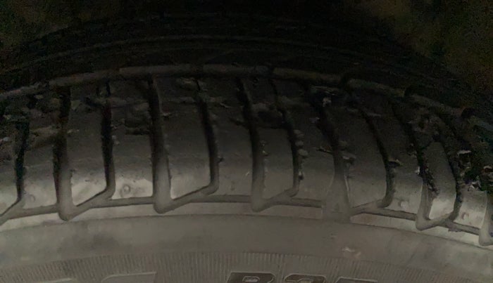 2021 Tata Tiago XZA PLUS PETROL, Petrol, Automatic, 42,528 km, Right Front Tyre Tread