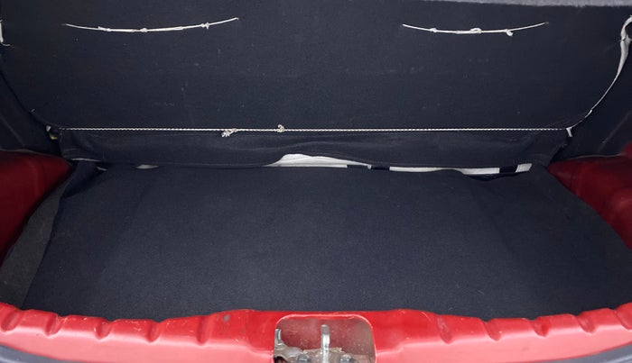 2012 Hyundai Eon D LITE PLUS, Petrol, Manual, 46,187 km, Boot Inside