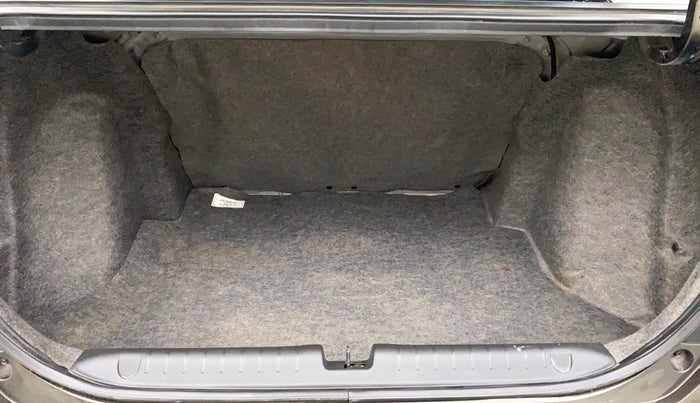 2022 Honda Amaze 1.2L I-VTEC S, Petrol, Manual, 12,644 km, Boot Inside