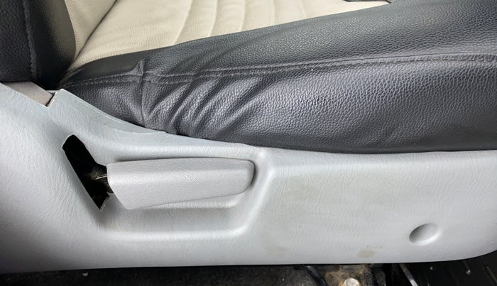 2011 Maruti Alto K10 VXI P, Petrol, Manual, 86,450 km, Driver Side Adjustment Panel